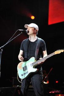 崔健爆料贝斯视频,揭秘摇滚传奇背后的故事  第1张